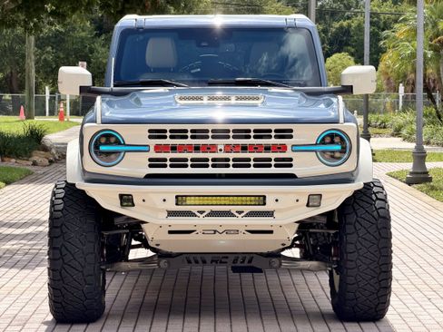 Used 2025 Ford Bronco Outer Banks AWD/4WD image 24