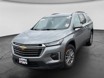 Used 2023 Chevrolet Traverse LT w/ LPO, Cargo Package