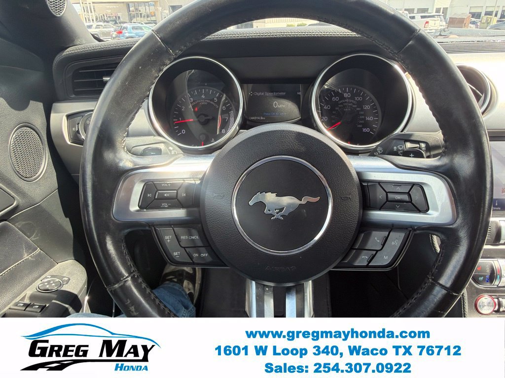 Used 2020 Ford Mustang Premium RWD image 15