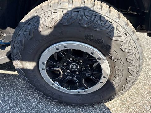 Used 2024 Ford Bronco Outer Banks w/ Sasquatch Package AWD/4WD image 12