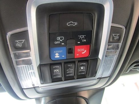 Used 2022 RAM 2500 Limited image 35