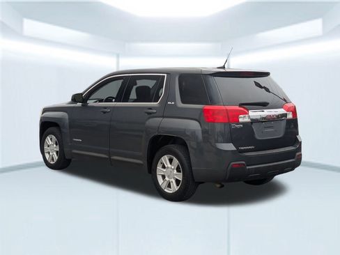 Used 2010 GMC Terrain SLE image 4