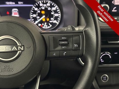 Used 2023 Nissan Rogue S AWD/4WD image 22