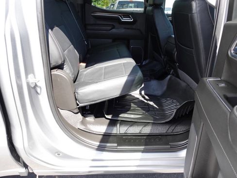 Used 2023 Chevrolet Silverado 1500 LT AWD/4WD image 28