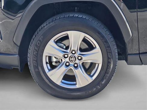 Used 2025 Toyota RAV4 XLE image 23