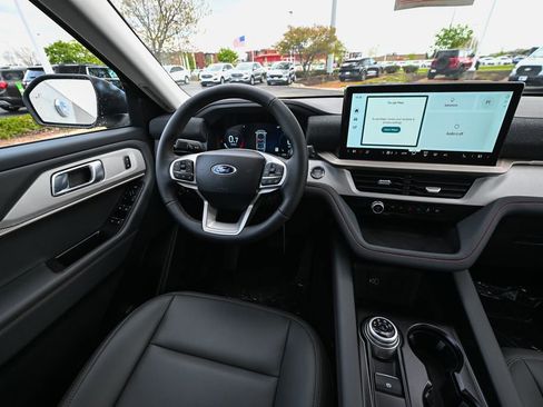 New 2026 Ford Explorer Active w/ Active Comfort Package AWD/4WD image 29