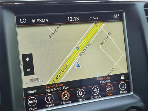 Used 2018 Jeep Grand Cherokee Altitude RWD image 16