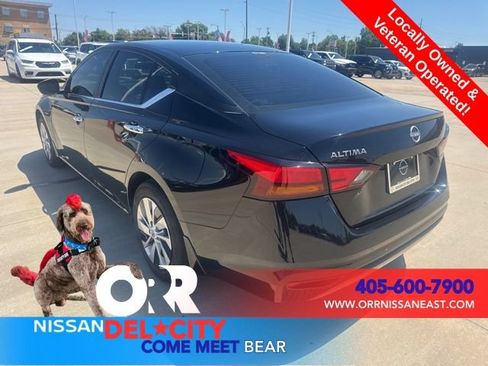 Used 2024 Nissan Altima 2.5 S FWD image 3