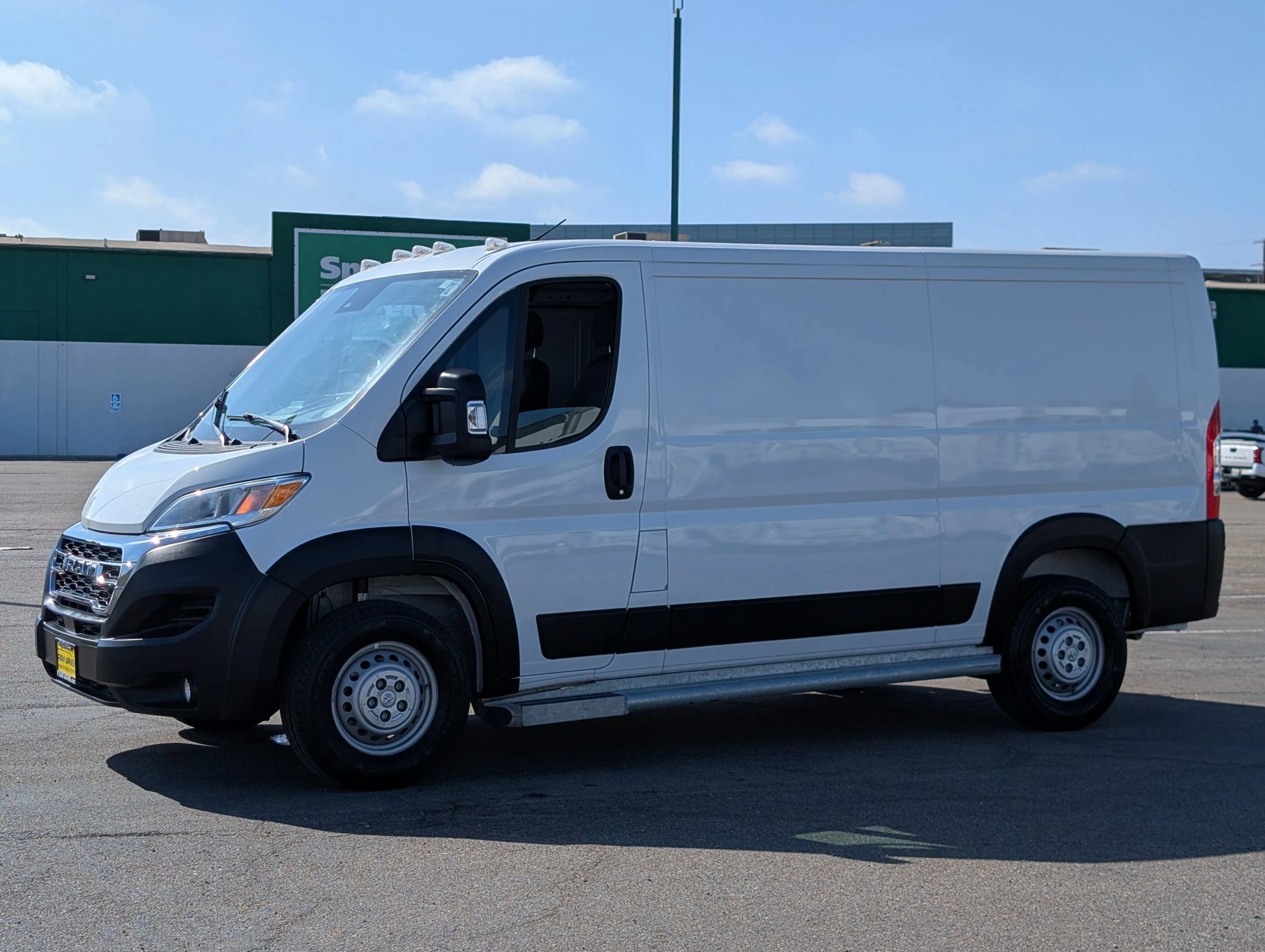 Used 2025 RAM ProMaster 2500 w/ U-Haul Equipment Group FWD image 3