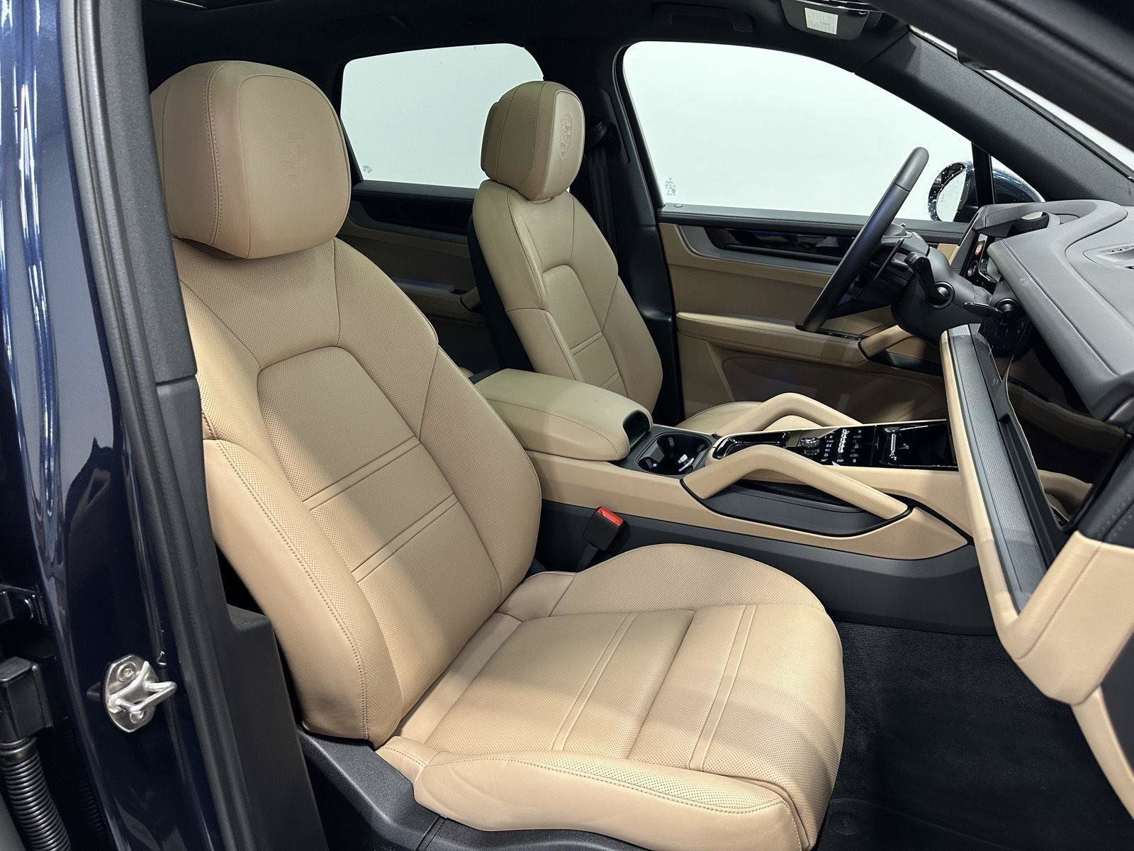 Certified 2026 Porsche Cayenne S AWD/4WD image 44