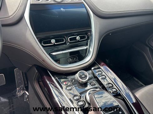 Used 2024 Aston Martin DBX 707 AWD/4WD image 16
