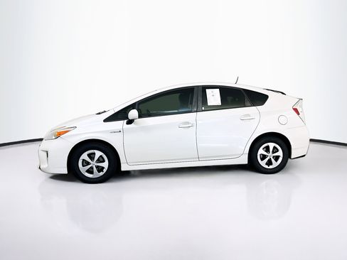 Used 2015 Toyota Prius Three FWD image 4