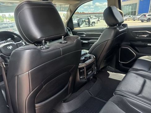 Used 2019 RAM 1500 Laramie AWD/4WD image 34