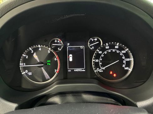 Certified 2023 Lexus GX 460 w/ Black Line Special Edition AWD/4WD image 22
