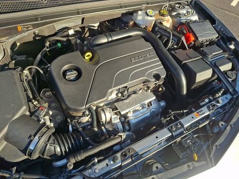 Used 2024 Chevrolet Malibu LT FWD image 28