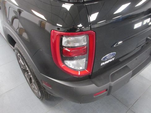Used 2025 Ford Bronco Sport Outer Banks w/ Outer Banks Tech Package+ AWD/4WD image 11