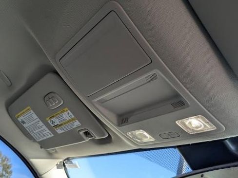 Used 2022 Ford Ranger Lariat w/ Equipment Group 501A High image 19