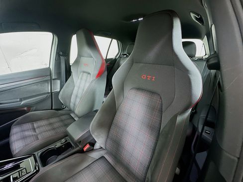 Used 2024 Volkswagen GTI S image 19