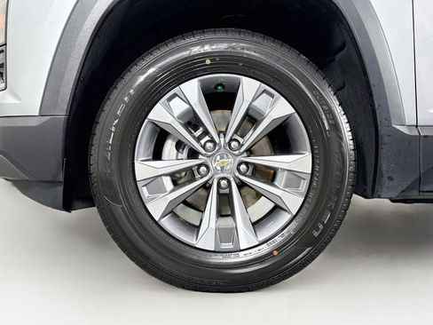 Used 2025 Chevrolet Equinox LT w/ Convenience Package II AWD/4WD image 44