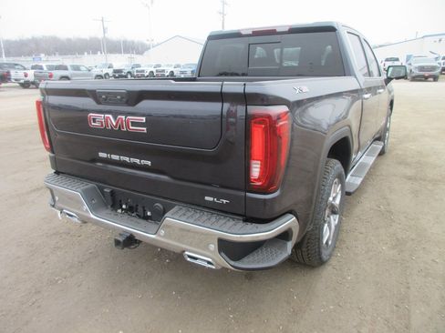 New 2026 GMC Sierra 1500 SLT w/ SLT Premium Plus Package image 5