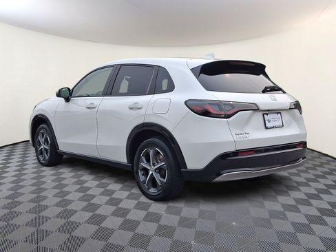 Used 2025 Honda HR-V EX-L image 4
