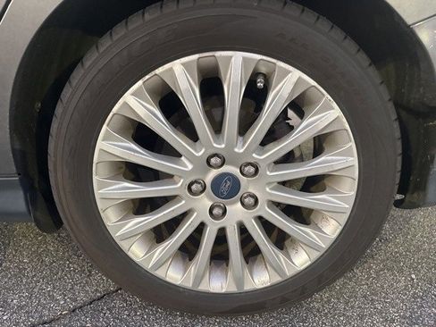 Used 2012 Ford Focus Titanium image 9