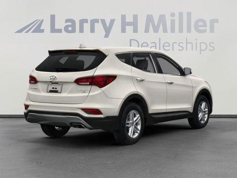 Used 2018 Hyundai Santa Fe Sport image 2