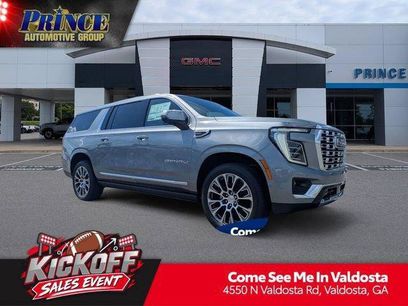 New 2026 GMC Yukon XL Denali w/ Sun & Power Step Package