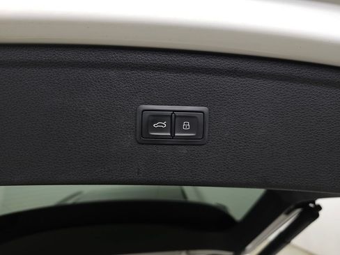 Used 2018 Audi Q5 Prestige w/ Prestige Package AWD/4WD image 8