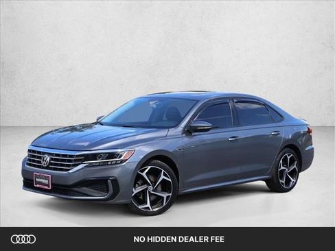 Used 2020 Volkswagen Passat 2.0T R-Line FWD image 1
