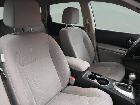 Used 2013 Nissan Rogue S FWD image 33