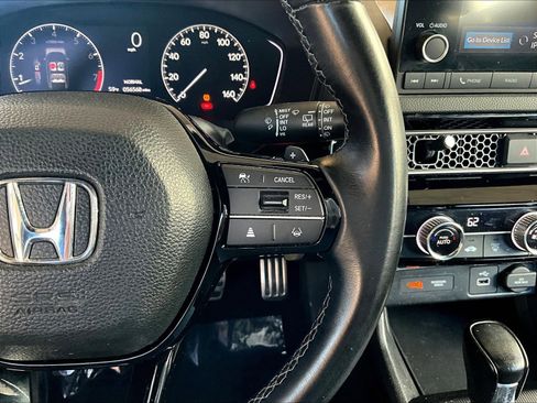 Used 2023 Honda Civic Sport image 11