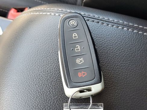 Used 2013 Ford Escape Titanium AWD/4WD image 28
