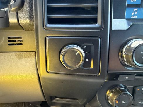 Used 2017 Ford F150 XL w/ Equipment Group 101A Mid AWD/4WD image 31