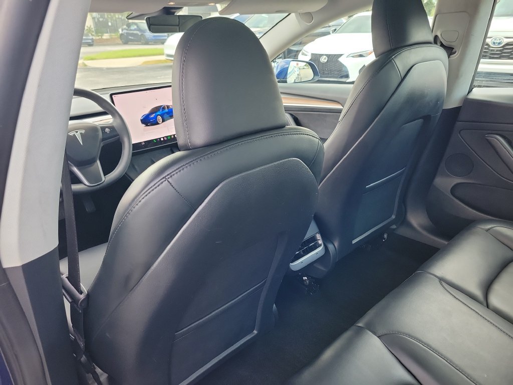 Used 2023 Tesla Model 3 Standard Range RWD image 9