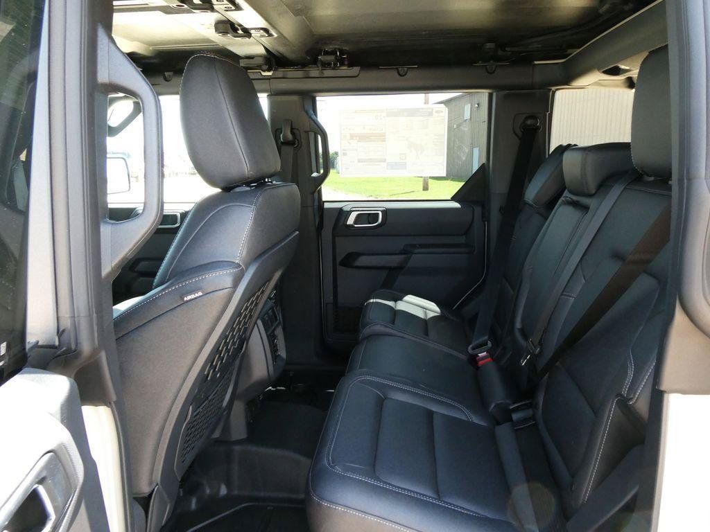 New 2026 Ford Bronco Big Bend w/ Black Diamond Package AWD/4WD image 15