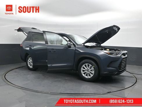 New 2026 Toyota Grand Highlander XLE image 60