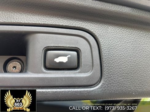 Used 2022 Honda Pilot Special Edition image 8