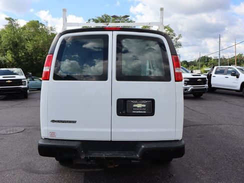 Used 2019 Chevrolet Express 2500 w/ Driver Convenience Package RWD image 24