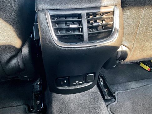 Used 2024 Chevrolet Malibu LT FWD image 31