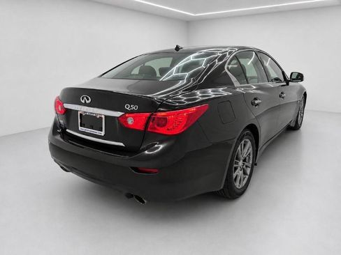 Used 2017 INFINITI Q50 Signature Edition w/ All Weather Package (L93) AWD/4WD image 3