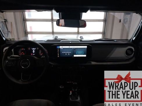Used 2024 Jeep Wrangler Sport S image 9