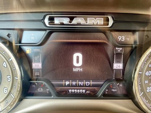 Used 2019 RAM 1500 Limited image 5