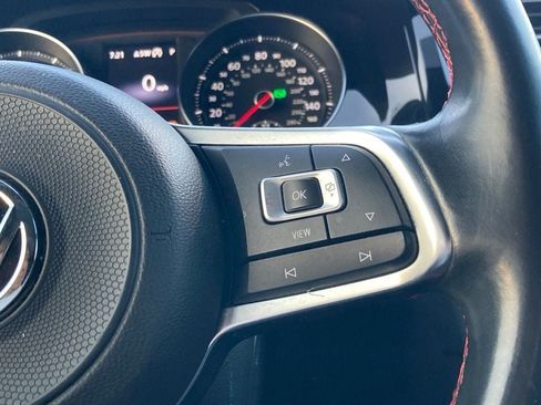 Used 2019 Volkswagen GTI SE FWD image 16