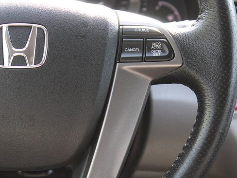 Used 2014 Honda Odyssey EX-L image 44