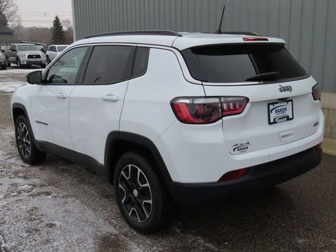 Used 2022 Jeep Compass Latitude w/ Convenience Group image 11