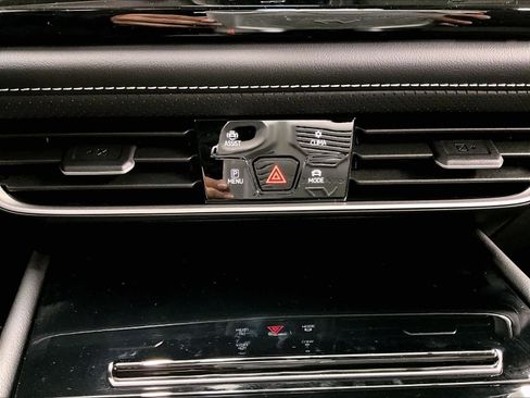 New 2026 Volkswagen Atlas SE image 21