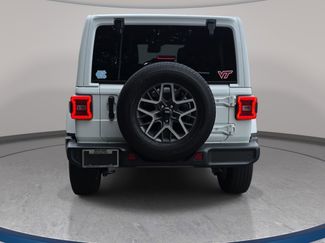 Used 2024 Jeep Wrangler Unlimited Sahara w/ Technology Group AWD/4WD video 2