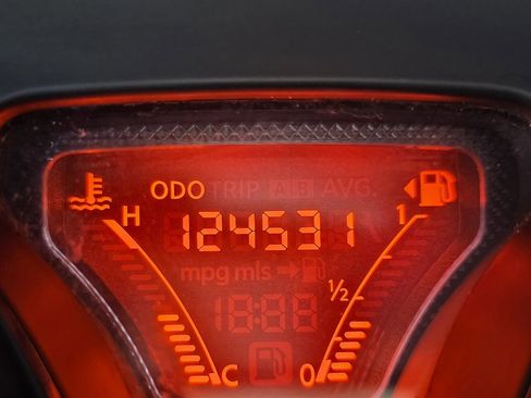 Used 2015 Nissan Versa Note S image 18