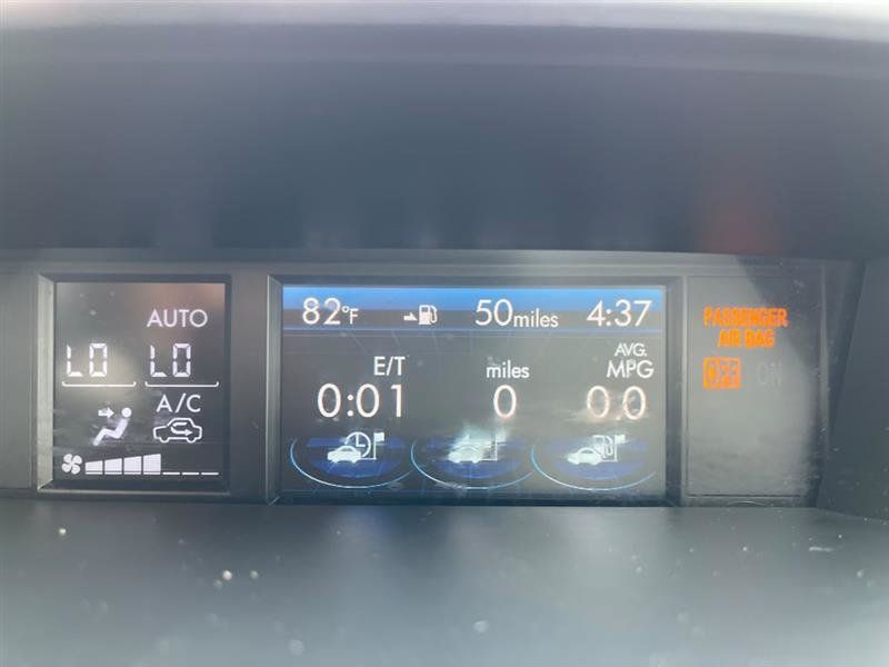 Used 2015 Subaru Forester 2.5i Touring w/ Eyesight & Navigation System AWD/4WD image 28